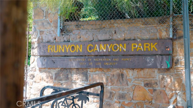 Detail Gallery Image 32 of 37 For 7259 Hillside Ave #102,  Los Angeles,  CA 90046 - 2 Beds | 2 Baths