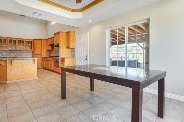 12771 Elm Street, Oak Hills CA: https://media.crmls.org/medias/faedbab0-2f15-4f9c-83b5-236cfa769b83.jpg