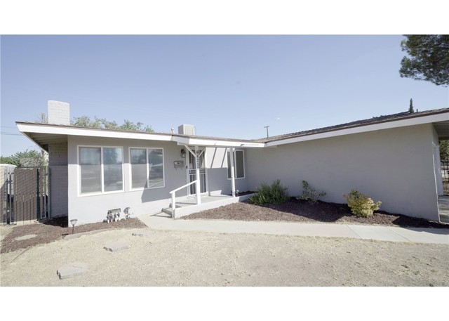 44252 4Th St, Lancaster, CA 93535