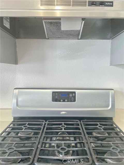 Detail Gallery Image 7 of 24 For 285 E Villa St #4,  Pasadena,  CA 91101 - 2 Beds | 2 Baths