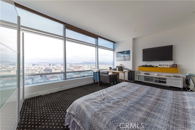 Detail Gallery Image 6 of 18 For 900 West Olympic Blvd 29j,  Los Angeles,  CA 90015 - 2 Beds | 3 Baths