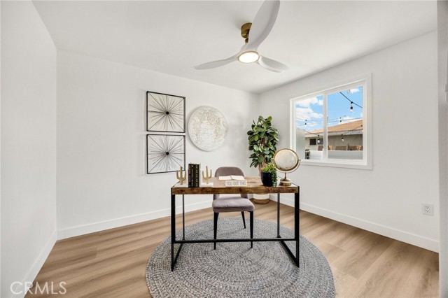 5336 Stratford Road, Los Angeles CA: https://media.crmls.org/medias/faef912f-058d-4663-9296-9392a098e218.jpg