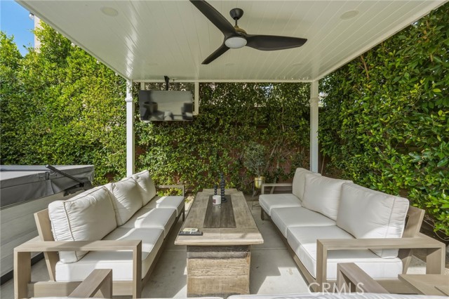 Detail Gallery Image 47 of 48 For 6450 Teesdale Ave, North Hollywood,  CA 91606 - 3 Beds | 3 Baths