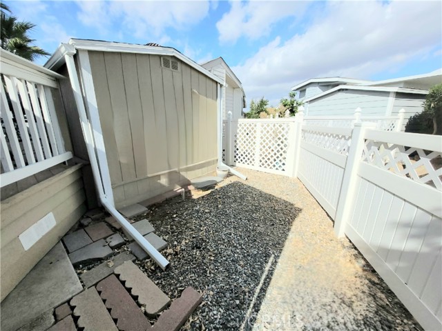 Detail Gallery Image 3 of 20 For 1295 S Cawston Ave #480,  Hemet,  CA 92545 - 2 Beds | 1 Baths