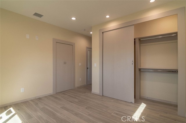 Detail Gallery Image 27 of 31 For 18750 Collins St, Tarzana,  CA 91356 - 7 Beds | 6 Baths