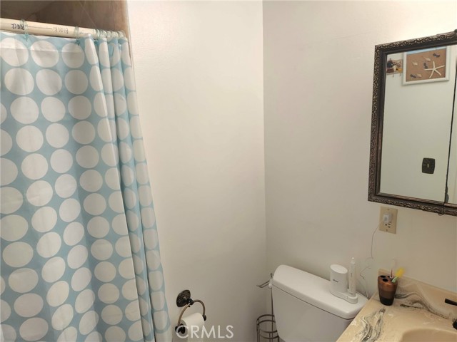 Detail Gallery Image 49 of 71 For 19755 Steinway St, Canyon Country,  CA 91351 - 3 Beds | 2 Baths