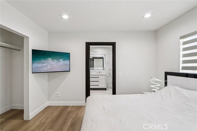 16751 Devonshire Street, Granada Hills CA: https://media.crmls.org/medias/faf2fa78-6646-4af6-a87d-0fe55c760185.jpg