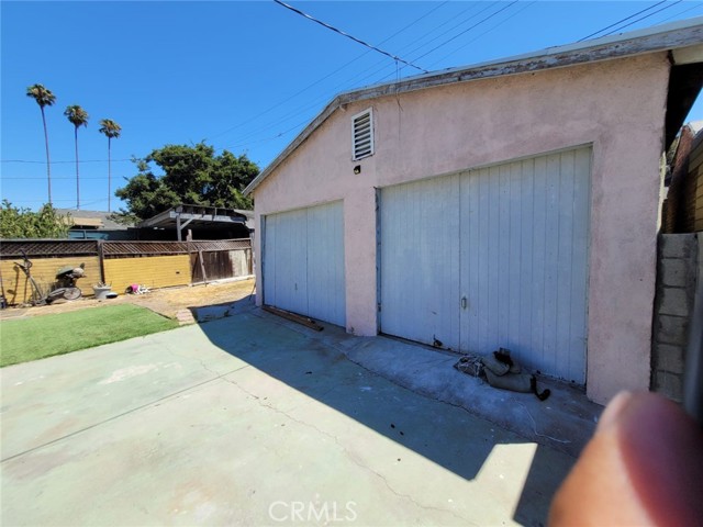 Detail Gallery Image 4 of 25 For 2920 Van Buren Pl, Los Angeles,  CA 90007 - 4 Beds | 2 Baths
