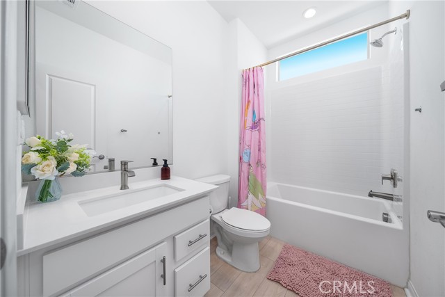 12829 Stags Leap Dr, Riverside CA: https://media.crmls.org/medias/faf362f8-d7f0-4e0d-a0ce-c6567400eb1a.jpg