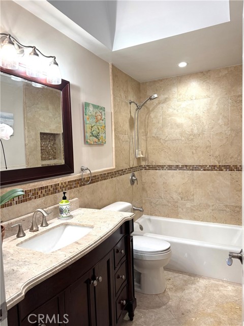 18822 Lister Lane, Huntington Beach CA: https://media.crmls.org/medias/faf578f4-7687-4f9b-9384-70132f74cf4b.jpg