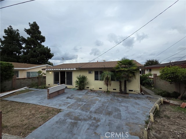 10141 Brockway Street, El Monte CA: https://media.crmls.org/medias/faf6a1d8-b534-459c-94b5-d27afbfc6f5b.jpg