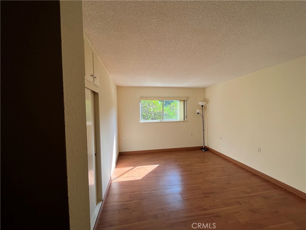 MLS #OC25267280 image #17