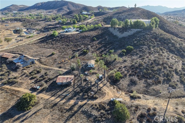 Detail Gallery Image 5 of 11 For 17751 Lake Mathews, Perris,  CA 92570 - 2 Beds | 1 Baths