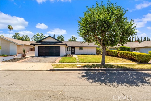 Detail Gallery Image 2 of 21 For 23822 La Rosa Dr, Lake Forest,  CA 92630 - 3 Beds | 2 Baths