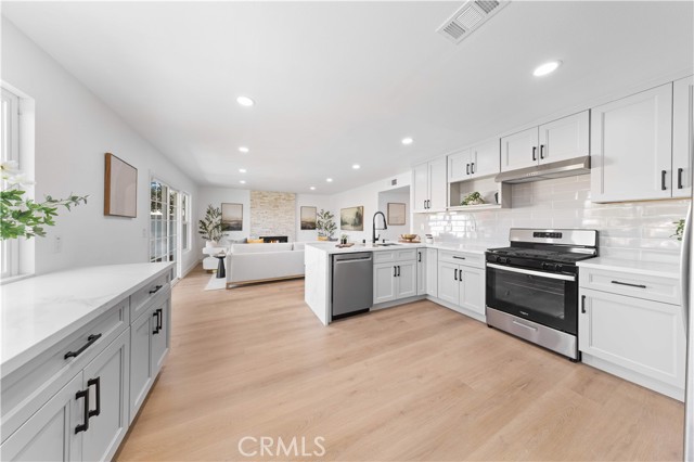 Image 8 of 53 For 25885 Astor Way