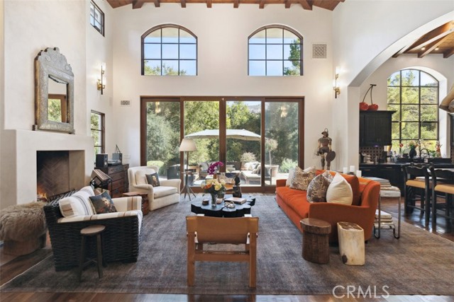 Front Image Thumbnail for CRSR26056238