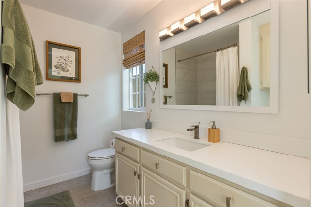 Detail Gallery Image 37 of 55 For 11445 Moorpark, Studio City,  CA 91602 - 2 Beds | 2/1 Baths