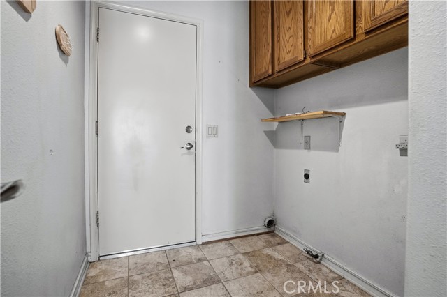 Detail Gallery Image 21 of 42 For 31007 Shaba Cir, Temecula,  CA 92592 - 3 Beds | 2 Baths