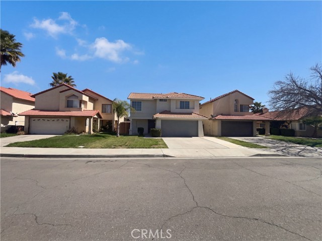 Detail Gallery Image 6 of 24 For 1947 Neptune Dr, Perris,  CA 92571 - 3 Beds | 2/1 Baths