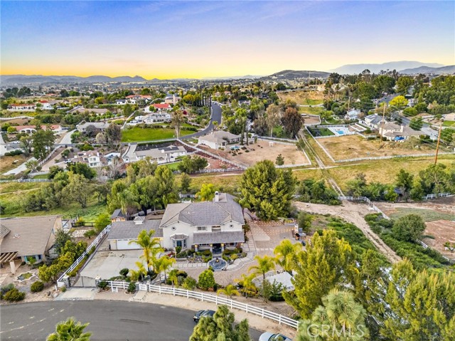 Detail Gallery Image 52 of 74 For 30810 Avenida Del Reposo, Temecula,  CA 92591 - 5 Beds | 3/1 Baths