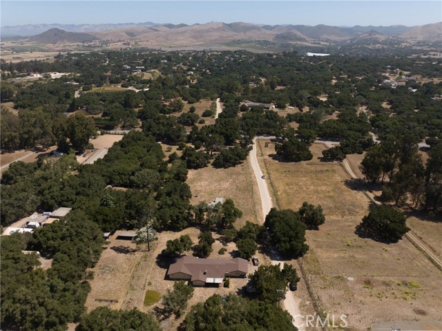 1529 Pomeroy Road, Arroyo Grande CA: https://media.crmls.org/medias/fafc350c-46e7-457d-863c-29e620814103.jpg