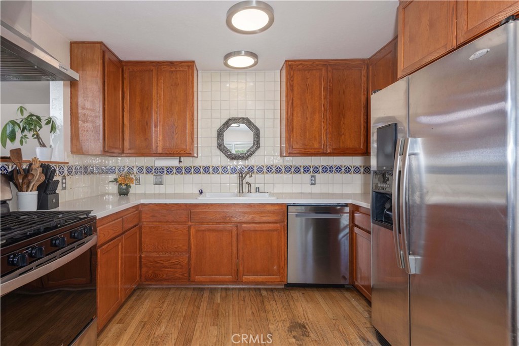 2522 Baily Avenue - photo 10