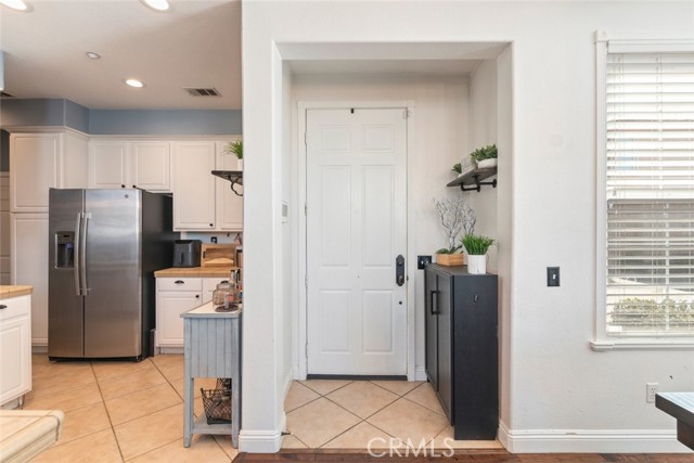 Detail Gallery Image 8 of 43 For 29290 Morena Villa Dr, Highland,  CA 92346 - 3 Beds | 2/1 Baths
