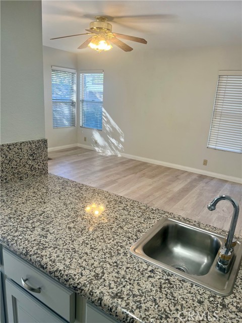 Detail Gallery Image 22 of 26 For 5018 Evanwood Ave, Oak Park,  CA 91377 - 4 Beds | 2/1 Baths