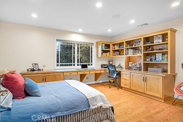 Detail Gallery Image 22 of 31 For 24630 Kittridge St, West Hills,  CA 91307 - 5 Beds | 3 Baths