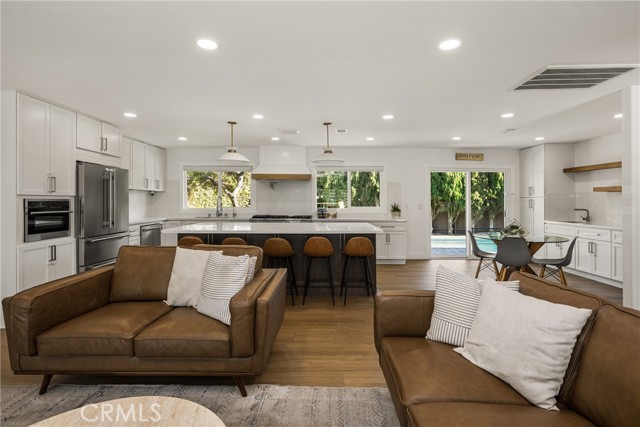 Detail Gallery Image 8 of 41 For 2916 E Trenton Ave, Orange,  CA 92867 - 4 Beds | 3 Baths