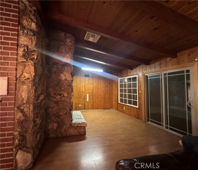 8146 Agnes, North Hollywood CA: https://media.crmls.org/medias/fafe9056-e32a-4ef2-91c5-884005cf66e9.jpg