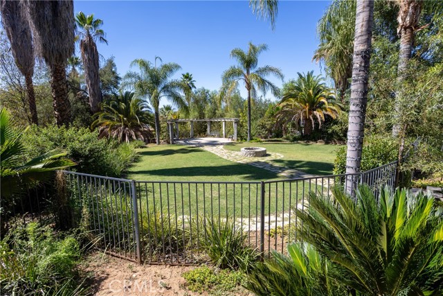628 Sunnyside Avenue, Redlands CA: https://media.crmls.org/medias/faff0e4b-b67e-4610-80cf-def93ac18617.jpg