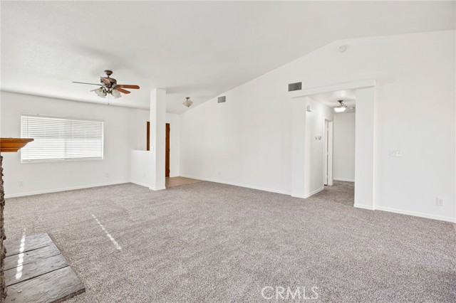 Detail Gallery Image 6 of 44 For 1230 Shellie Ln, Hemet,  CA 92543 - 3 Beds | 2 Baths