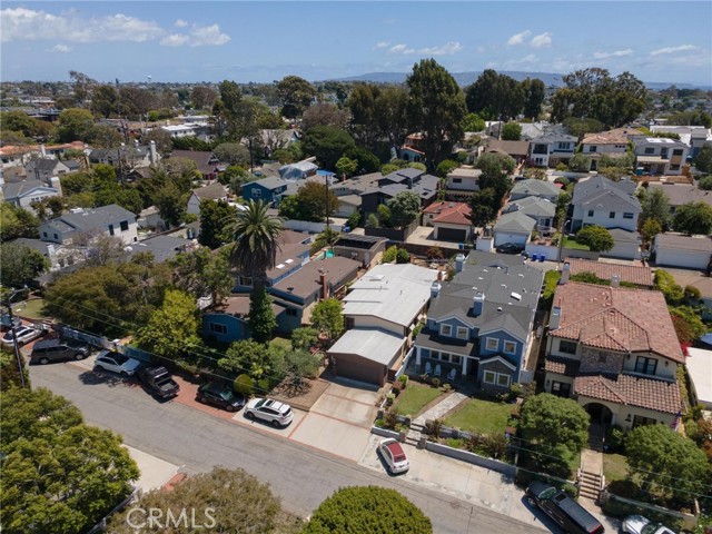 652 35th, Manhattan Beach, California 90266, 4 Bedrooms Bedrooms, 0 ,2 BathroomsBathrooms,Residential,For Sale,35th,0,SB26119419 652 35th, Manhattan Beach, California 90266, 4 Bedrooms Bedrooms, 0 ,2 BathroomsBathrooms,Residential,For Sale,35th,0,SB26119419