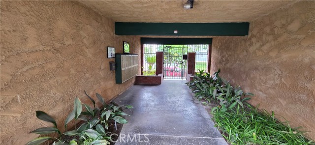715 S Webster Avenue, Anaheim CA: https://media.crmls.org/medias/fb00d086-d3bb-4c91-b9a3-6a425eba28f3.jpg