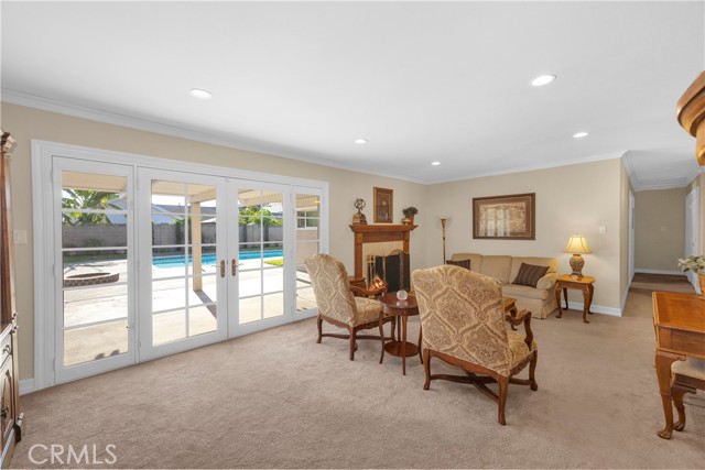 Detail Gallery Image 6 of 28 For 12111 Reagan St, Los Alamitos,  CA 90720 - 3 Beds | 3 Baths