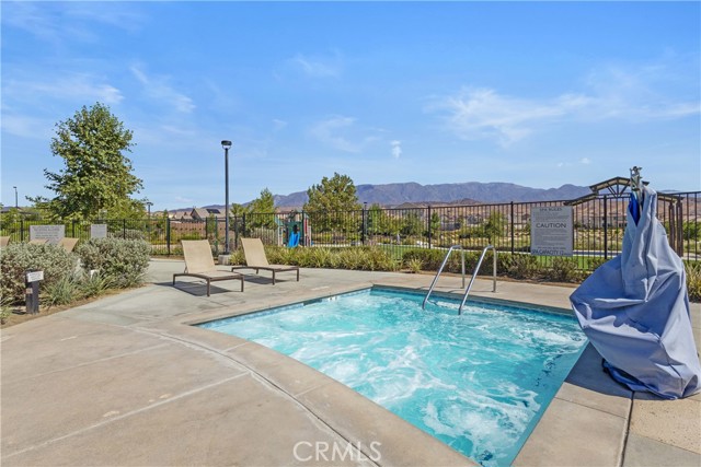 Detail Gallery Image 14 of 33 For 5762 Verde Way, Banning,  CA 92220 - 5 Beds | 3 Baths