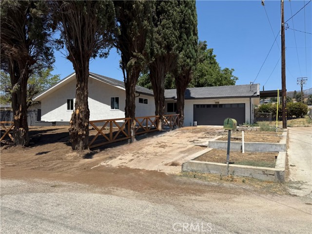 Detail Gallery Image 1 of 3 For 39620 Avenida Sonrisa, Beaumont,  CA 92223 - 4 Beds | 2 Baths