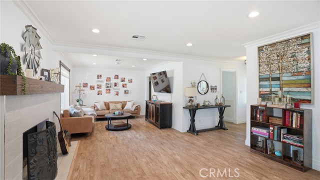 Detail Gallery Image 18 of 56 For 11426 Collett Avenue, Granada Hills,  CA 91344 - 3 Beds | 2 Baths