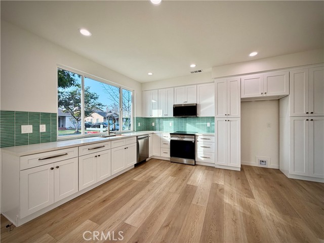 6118 Amos, Lakewood CA: https://media.crmls.org/medias/fb0279c3-60d3-463f-81af-38bd2b1f2046.jpg