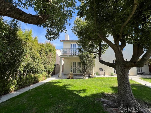 4751 Haskell Avenue, Encino CA: https://media.crmls.org/medias/fb044ef1-6c94-456b-98a9-2a8d3eb018d4.jpg
