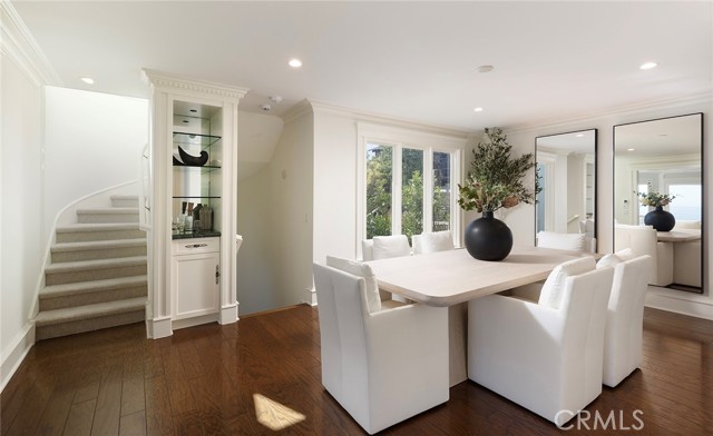Detail Gallery Image 18 of 48 For 2163 Crestview Dr, Laguna Beach,  CA 92651 - 3 Beds | 2/1 Baths