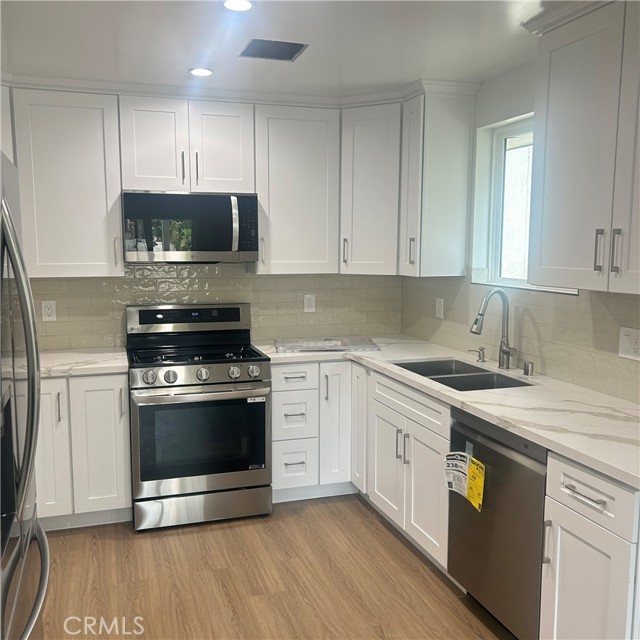 1167 N VIRGIL Avenue, Los Angeles CA: https://media.crmls.org/medias/fb04f8f5-c49b-42aa-b917-4fd05009a0b2.jpg