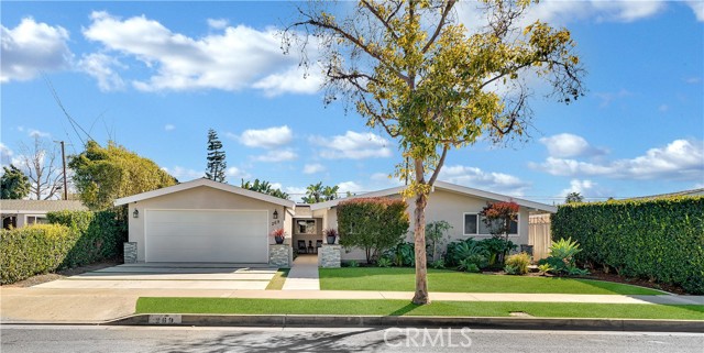 269 Bowling Green Dr, Costa Mesa, CA 92626