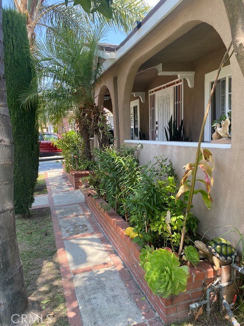 5502 S St Andrews Place, Los Angeles, CA, 90062 5502 S St Andrews Place, Los Angeles, CA, 90062