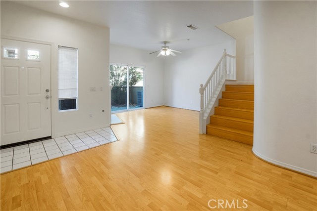 Detail Gallery Image 5 of 38 For 2645 Night Jasmine Dr #1,  Simi Valley,  CA 93065 - 4 Beds | 2/1 Baths