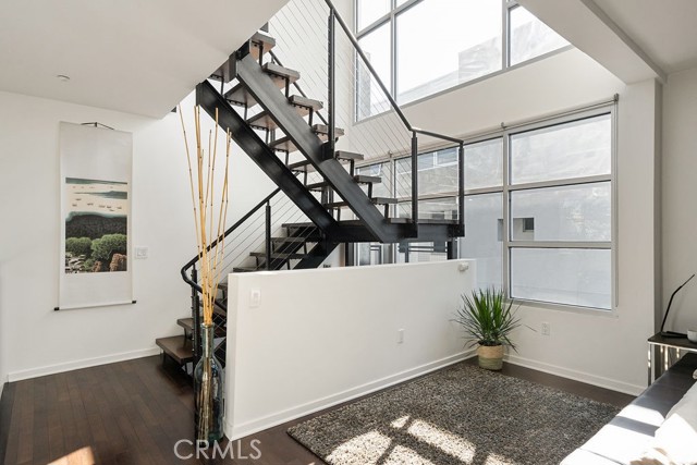 4111 W Sunset Boulevard, Los Angeles CA: https://media.crmls.org/medias/fb074abf-025b-4c14-ae4a-669a43cfc27e.jpg