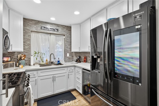 Detail Gallery Image 6 of 33 For 7306 Quill Dr #172,  Downey,  CA 90242 - 2 Beds | 2 Baths