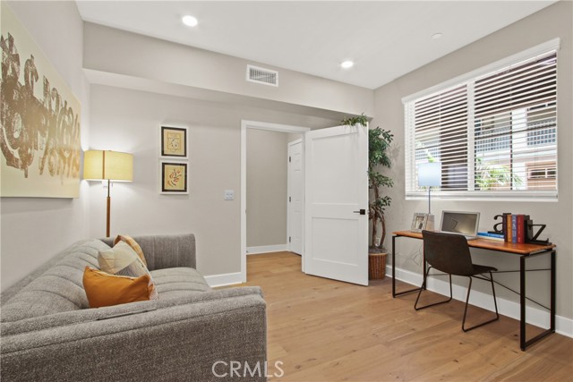 927 Deep Valley Drive, Rolling Hills Estates, California 90274, 3 Bedrooms Bedrooms, ,3 BathroomsBathrooms,Residential,For Sale,Deep Valley,SB25237435