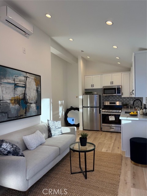 Detail Gallery Image 57 of 71 For 20406 Londelius St, Winnetka,  CA 91306 - 4 Beds | 3 Baths